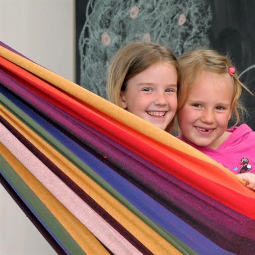 regnbue pigerne til hygge fest i chico hængekøje